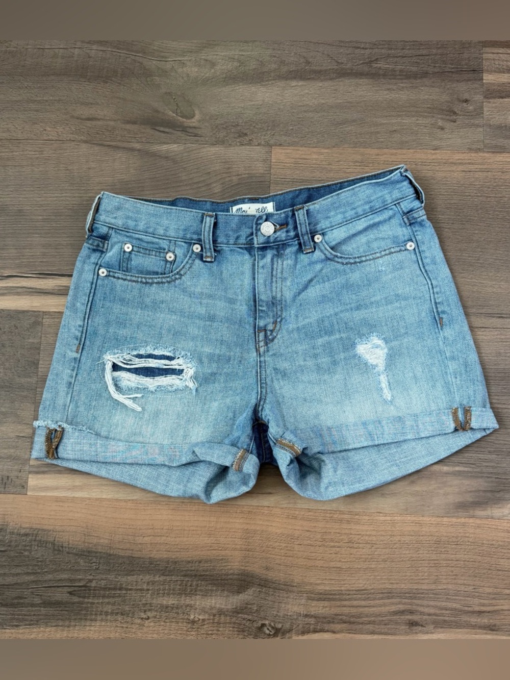 Madewell Women's Distressed Light Wash Cuffed Denim Shorts Size 27